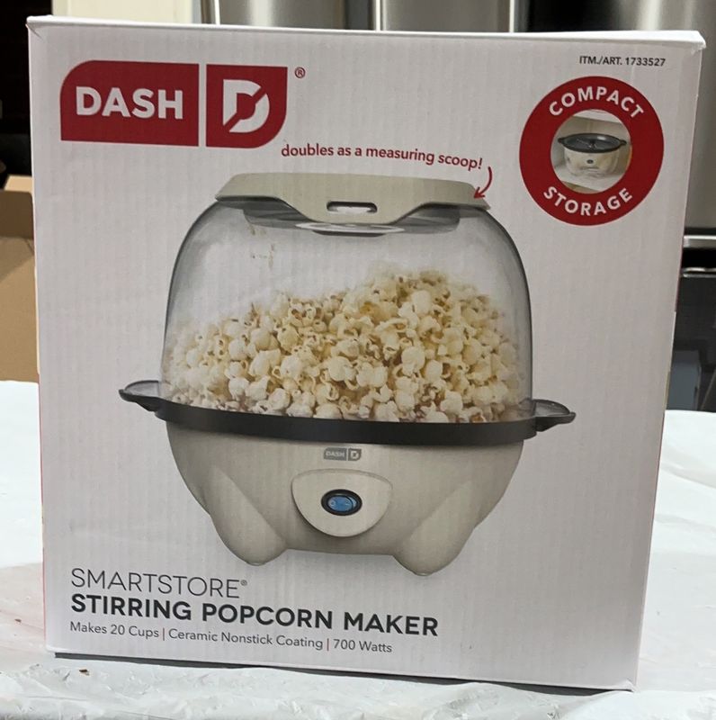 Dash Smart Store Stirring Popcorn Maker – 20 Cup Capacity – 700 used good condition