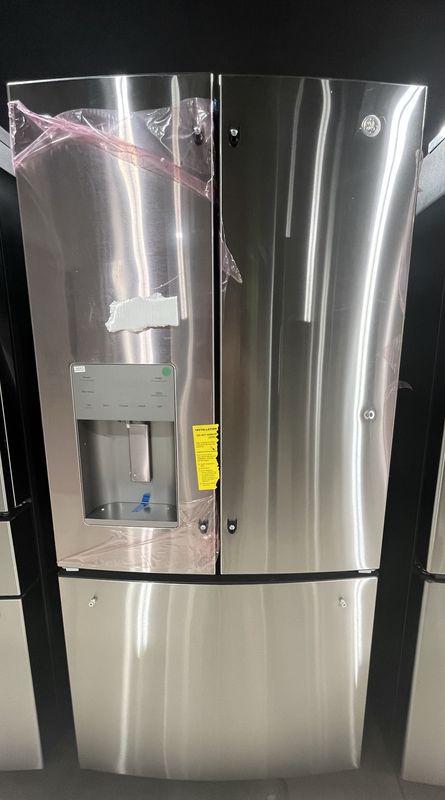 GE 23.6 Cu Ft French Door Refrigerator w/ Ice &amp; Water – Stainless