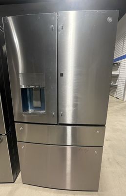 GE Profile 27.9 Cu Ft Smart 4-Door French Door Refrigerator w/ Door-In-Door – Stainless.