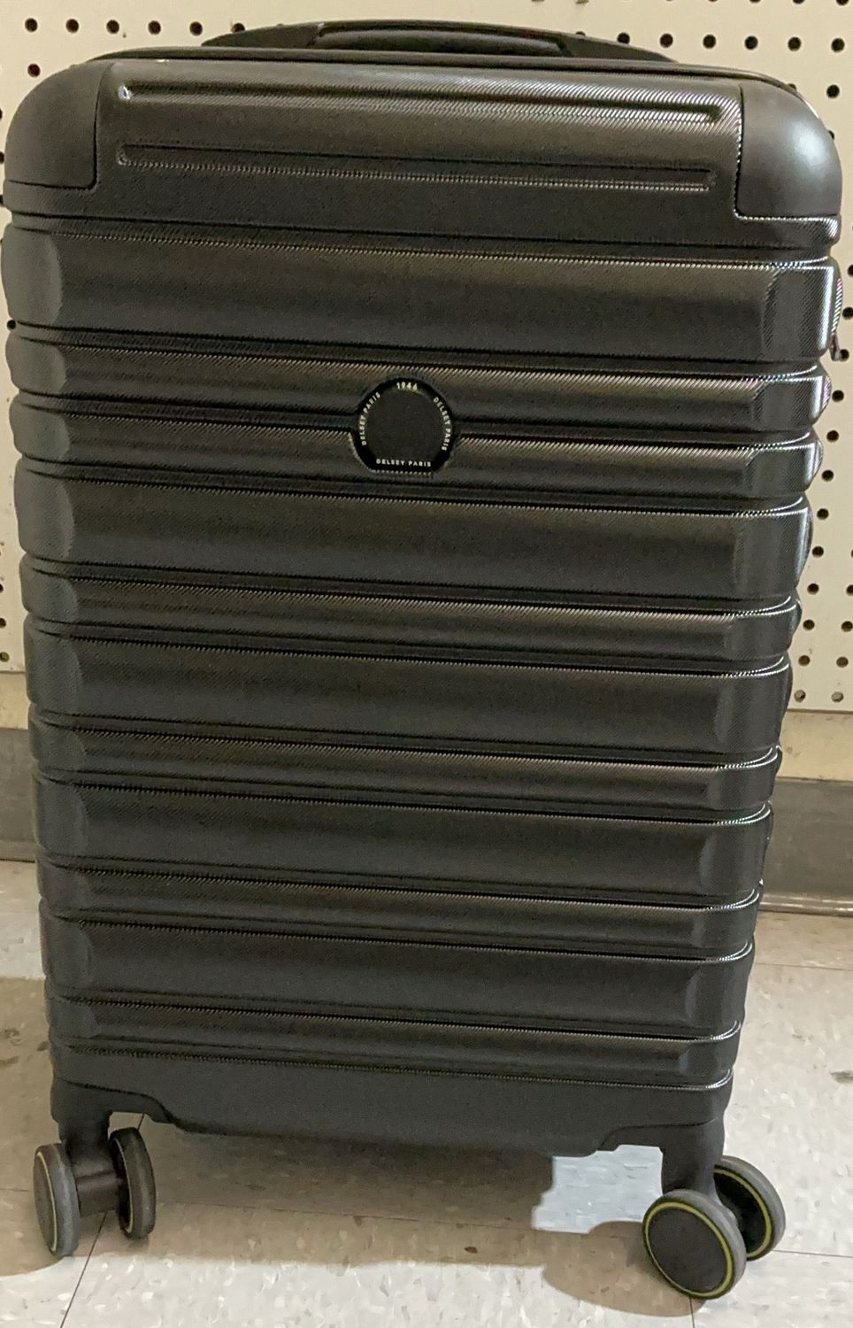 Delsey Paris Hardside Spinner Carry-On Luggage – Black – like new