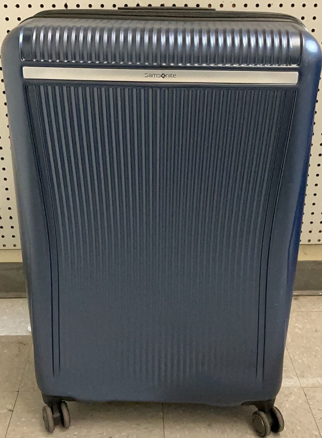 Samsonite Hardside Spinner Carry-On Luggage – Navy Blue – like new,