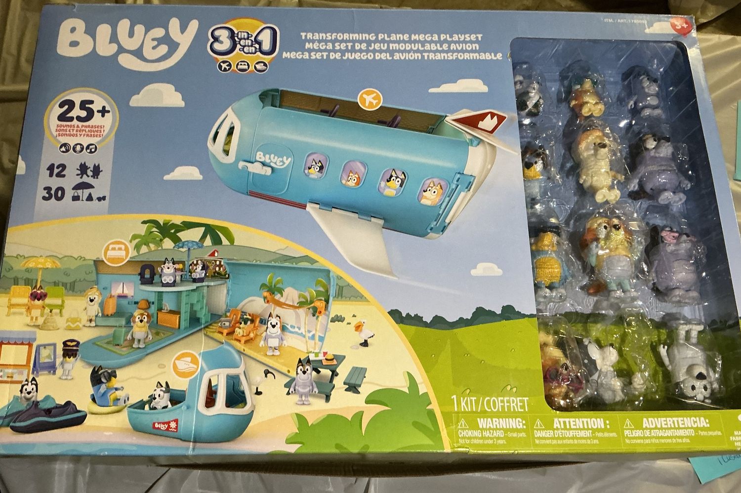 Bluey 3-in-1 Transforming Plane Mega Playset – 27” Wide Used good condition