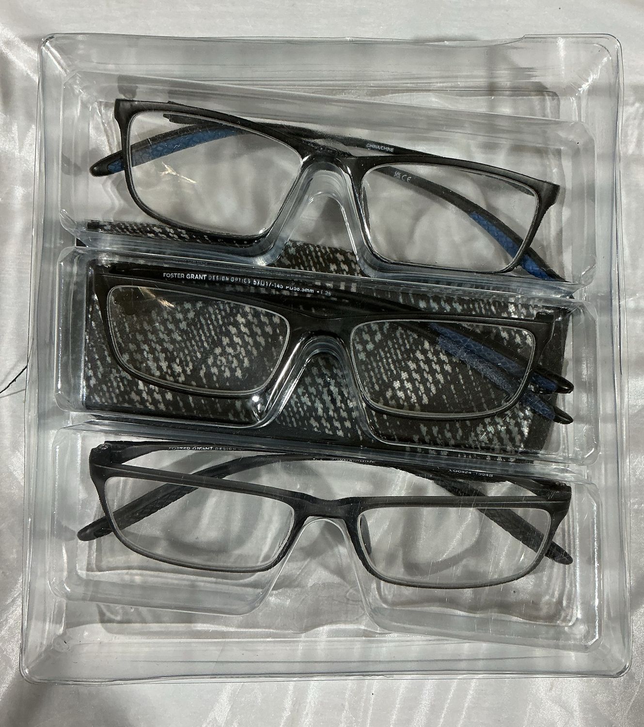 Foster Grant Design Optics Reading Glasses – 3 Pack Rectangular Frames