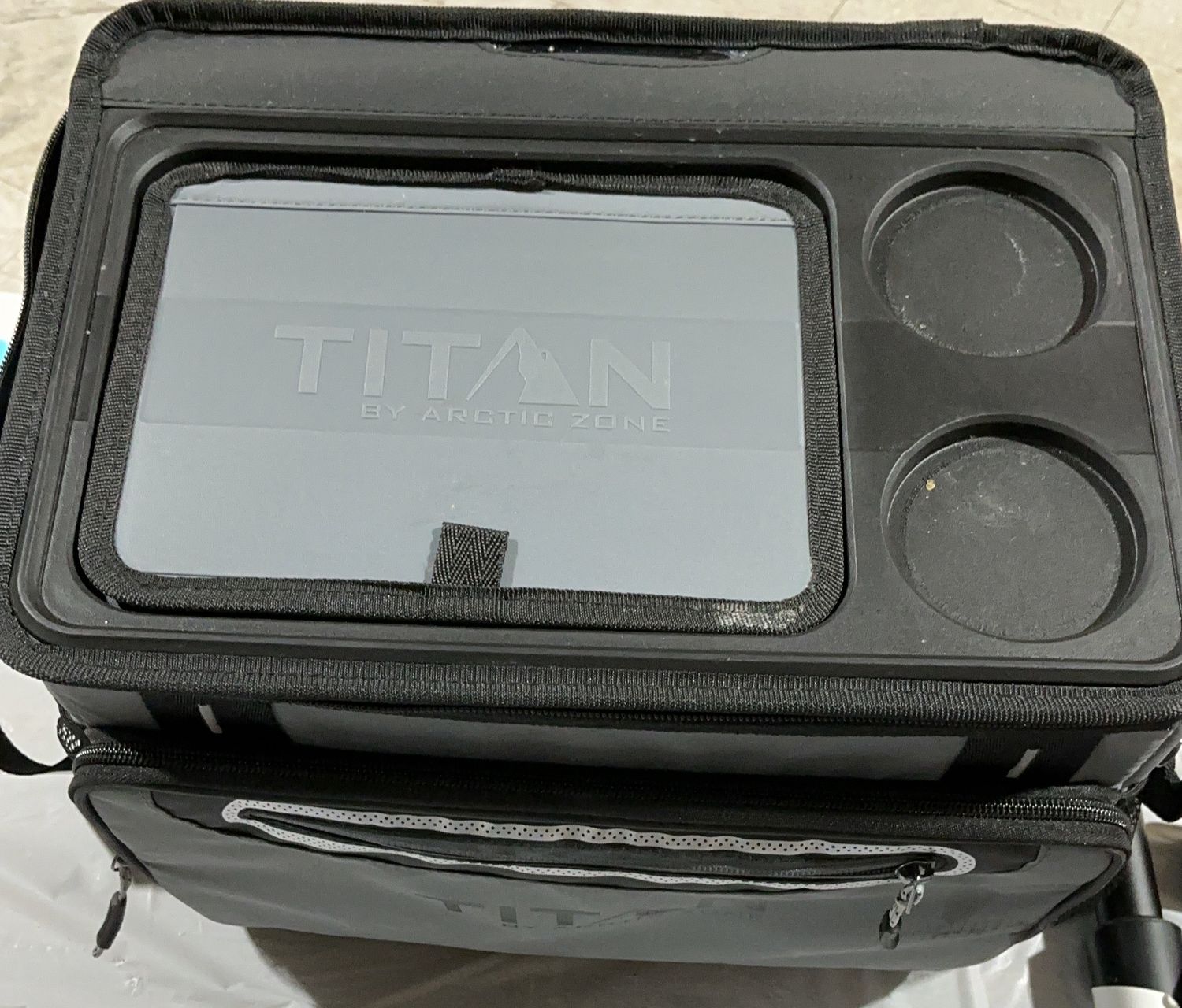 Titan by Arctic Zone Deep Freeze Zipperless Cooler – High-Performance Insulated Soft Cooler - Open Box