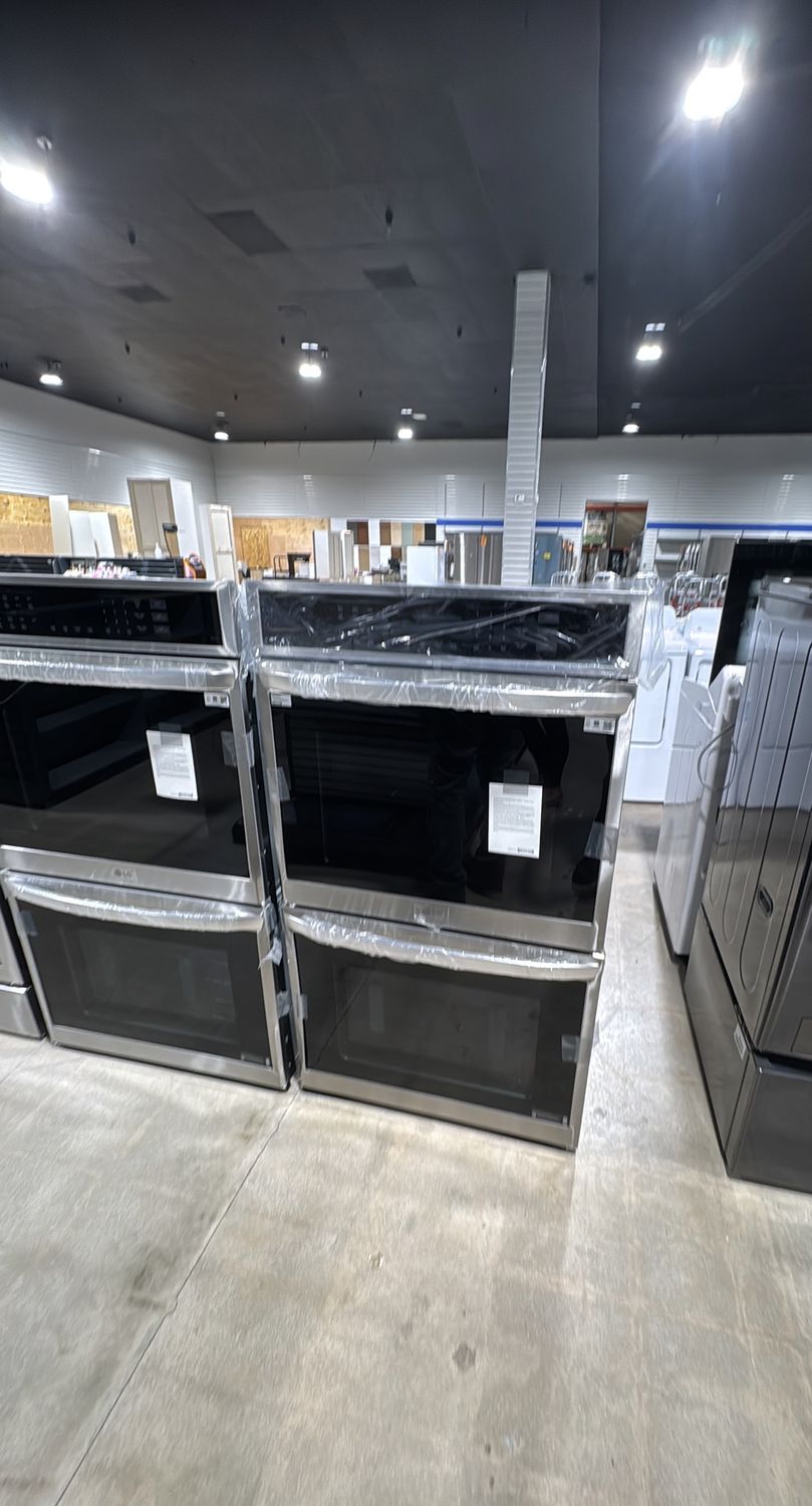 LG Built-In Electric Single Wall Oven – Stainless Steel – Smart ThinQ WiFi – Convection – Brand New