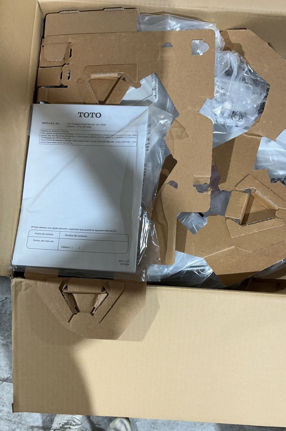 TOTO Washlet SW3024 Electronic Bidet Toilet Seat – Elongated – Cotton White-Like New