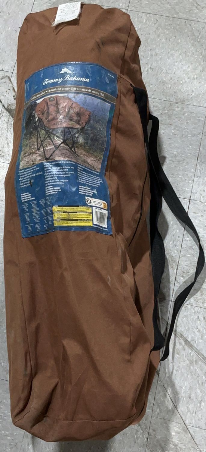 Tommy Bahama Jumbo Club Camp Chair – Oversized Folding Outdoor Chair with Carry Bag-open box