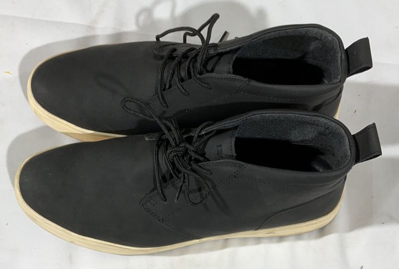 IZOD Men’s Casual Lace-Up Shoes – Black – Memory Foam Comfort Size 12 -Open Box