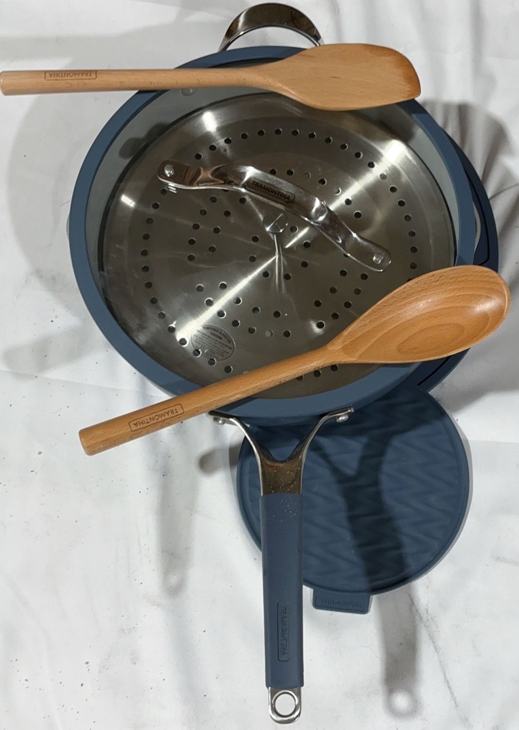 Tramontina Cookware &amp; Utensil Set – Fry Pan with Steamer Insert, Wooden Utensils &amp; Silicone Accessories-used