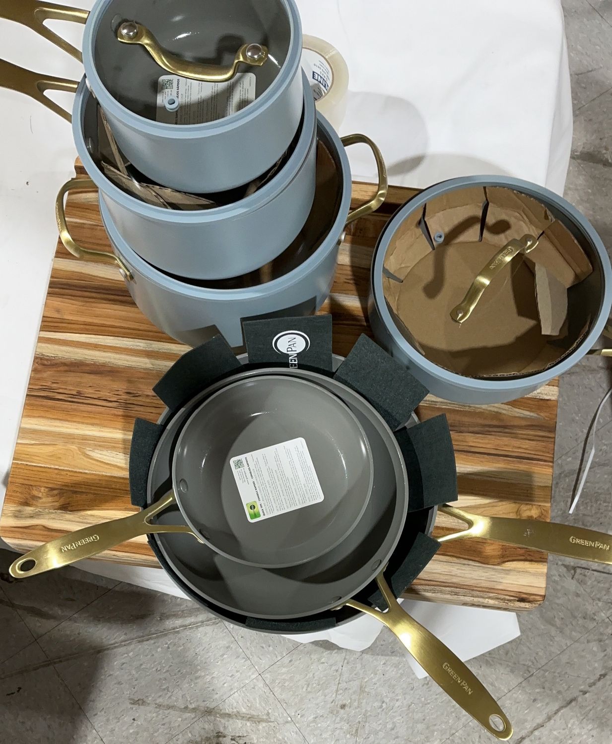 GreenPan 11-Piece Ceramic Nonstick Cookware Set – Blue with Gold Handles-Open Box