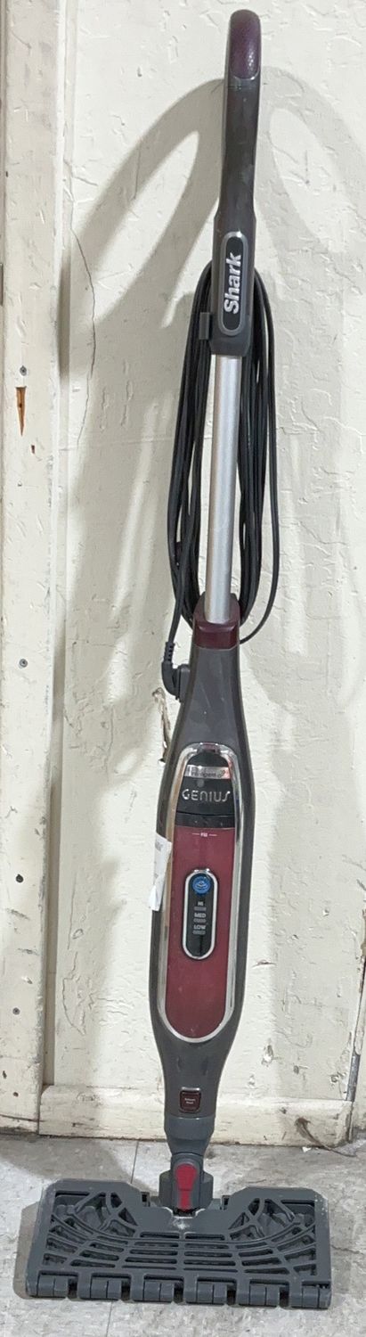Shark Genius Steam Pocket Mop – Hard Floor Steam Cleaner-used