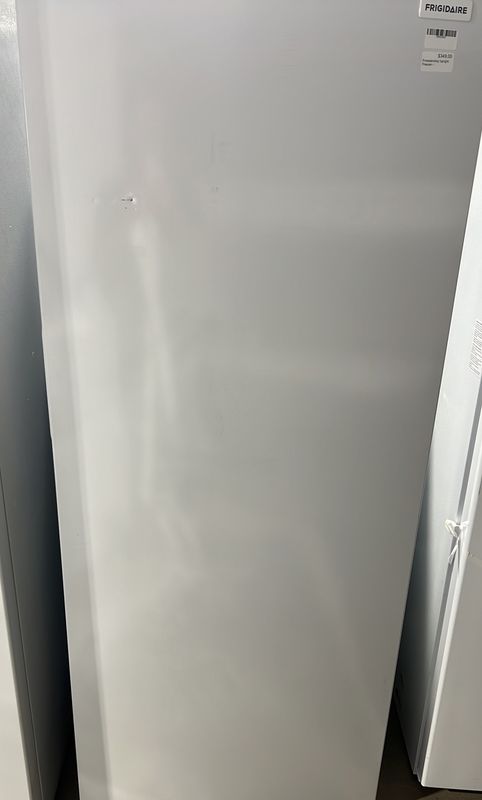 Freestanding Upright Freezer - FFFU13F2VW - 8A50219412