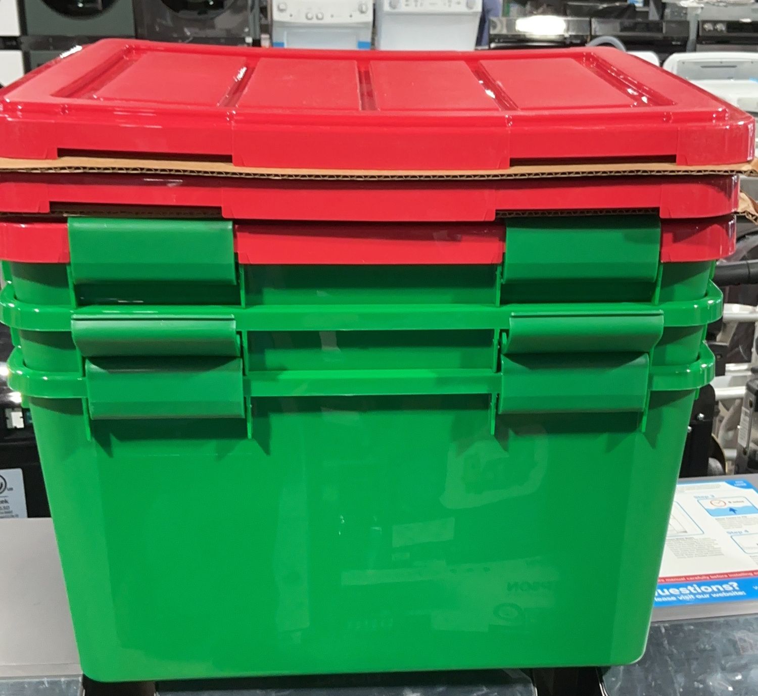 IRIS 44QT WEATHERPRO RED | Premium Seasonal &amp; Home Collection | Home Deals | 1997744 Like New