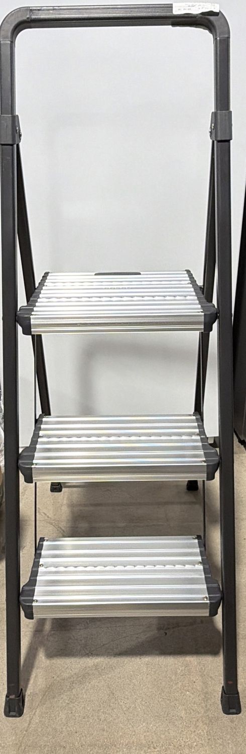 COSCO MODERN 3STEP STOOL | Premium Seasonal &amp; Home Collection | Home Deals | 1806326 like new