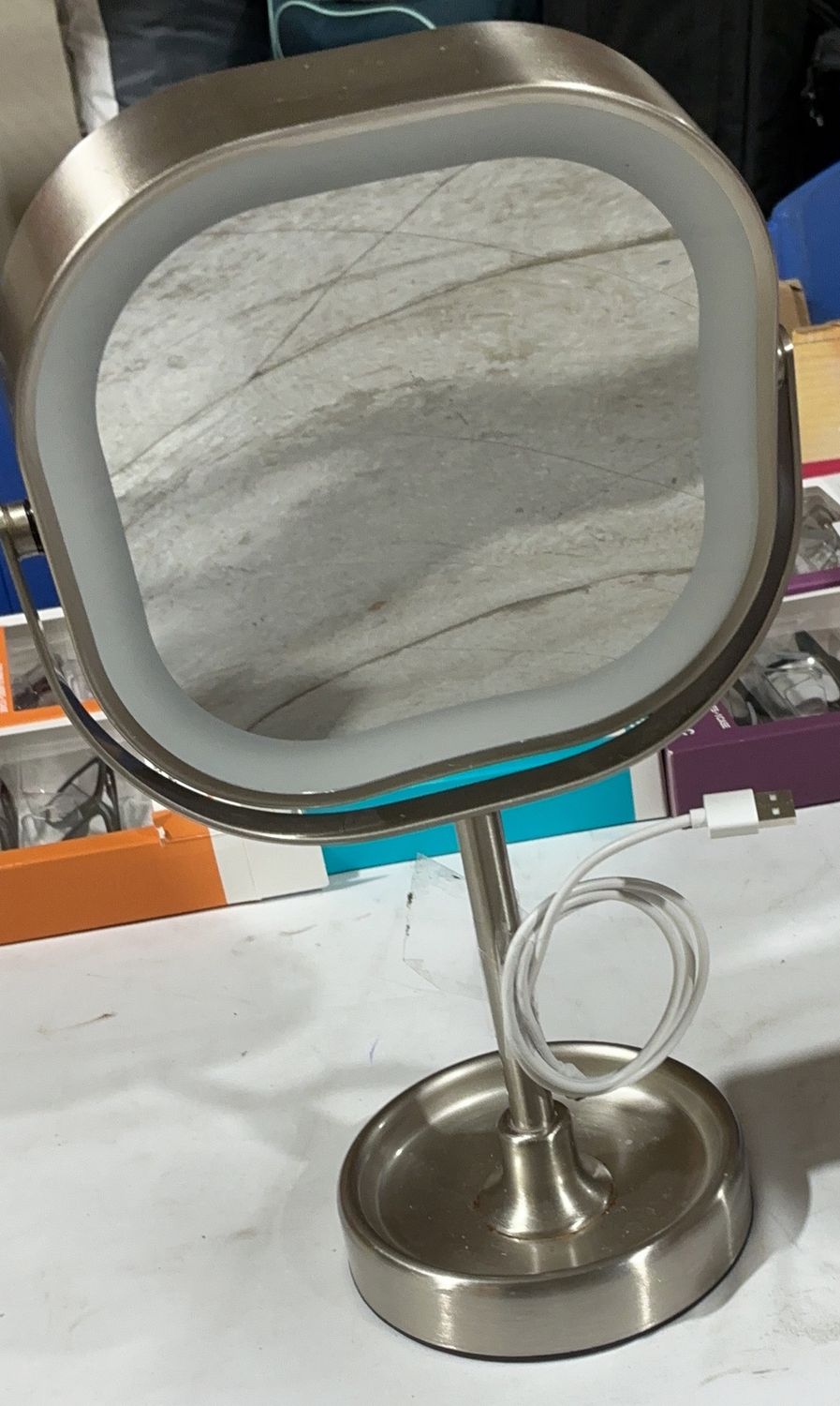 Conair Vanity Mirror - Model 3543365 TOL-6550545-196-Open box