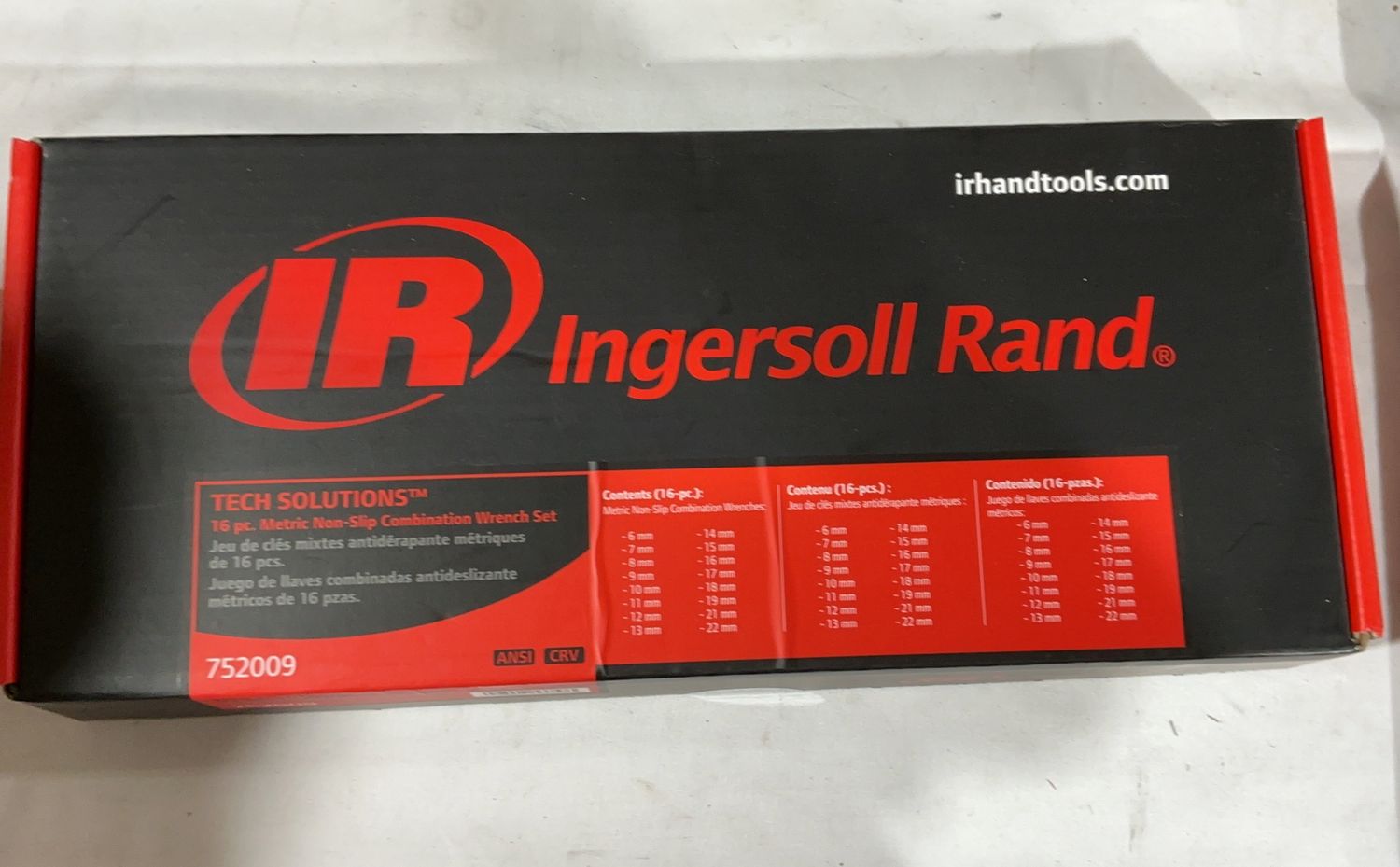 Ingersoll Rand 16 Pc - Model 2010305 TOL-6550545-79-Like New