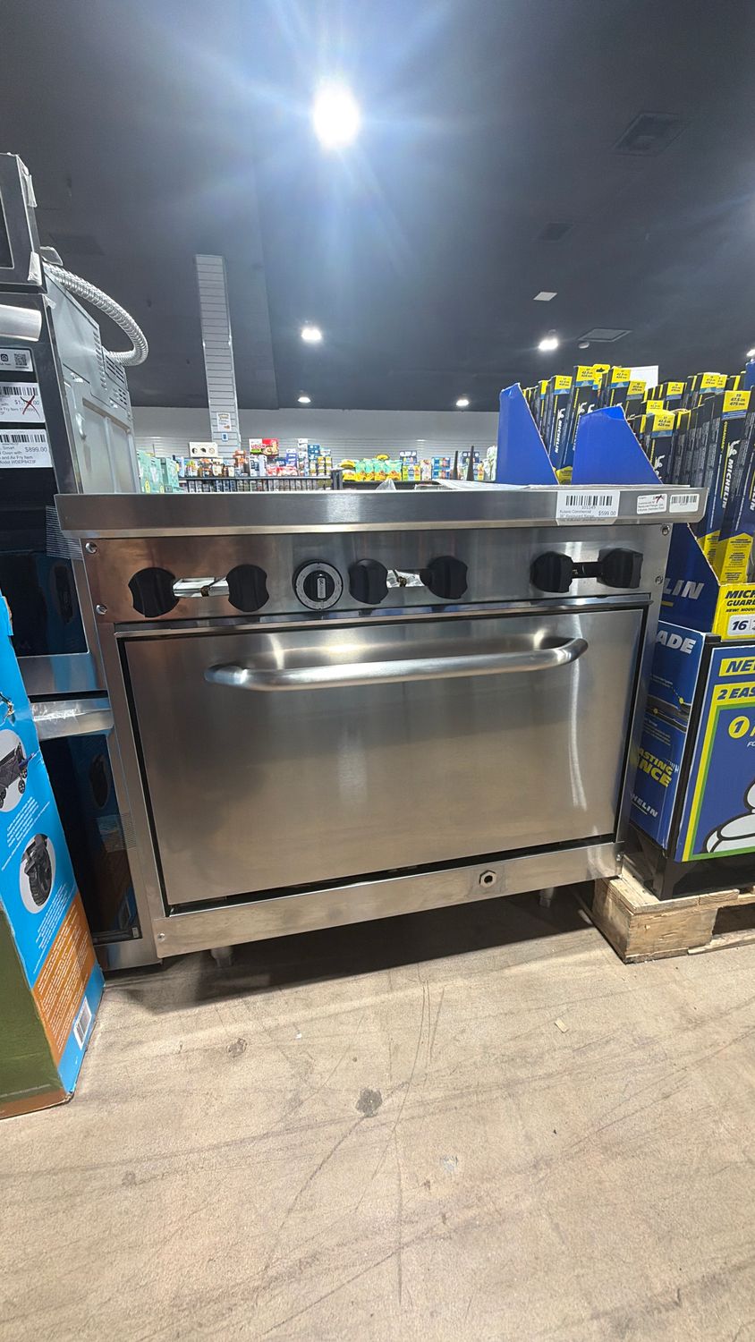 Kutano Commercial 36" Restaurant Range, Gas, 6-Burner, Stainless Steel