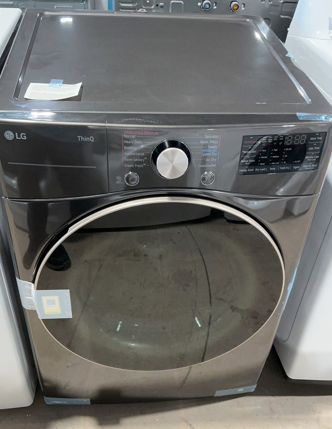 LG 7.4 cu. ft. Ultra Large Capacity Smart Wi-Fi Enabled Front Load ELECTRIC Dryer with TurboSteam and Built-In Intelligence