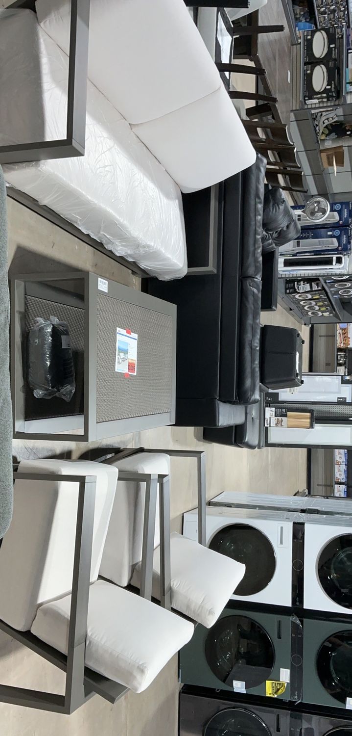 Veranda Classics Milan 4-piece Deep Outdoor Patio Seating Set-(TOL-6557607) LIKE NEW