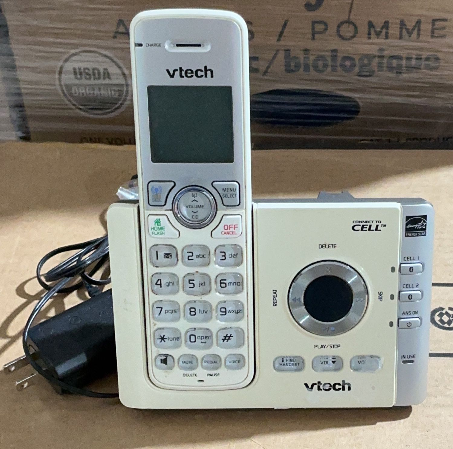 VTech Cordless Phone with Answering System &amp; Base