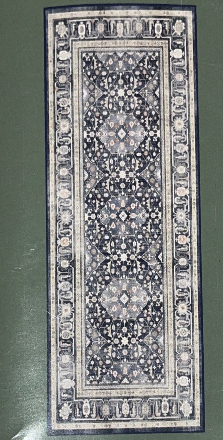 RUGGABLE RUNNER 2X7  Costco Item 1955426-Open Box, CONDITION: GREEN