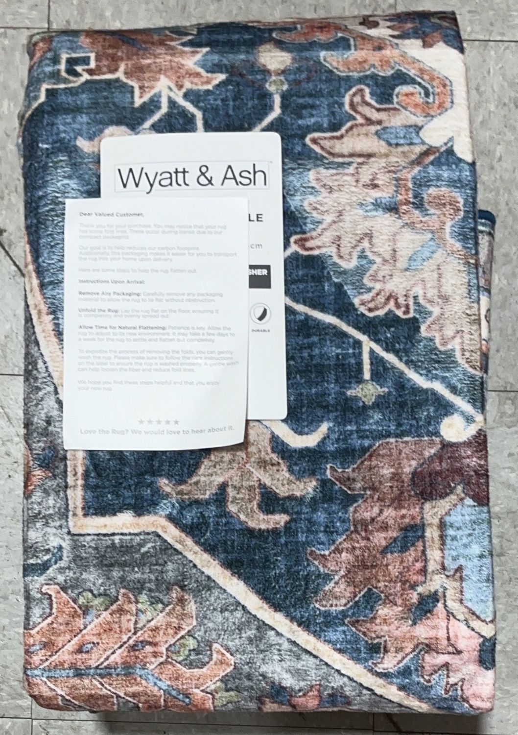 WA ALIYEH NAVY 8X10  Costco Item 1820013-LIKE NEW