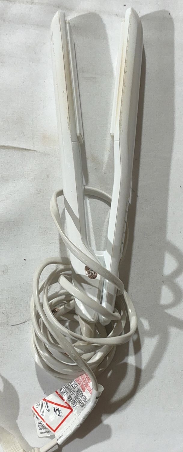 T3 SINGLEPASS FLAT IRON  Costco Item 1355420-USED
