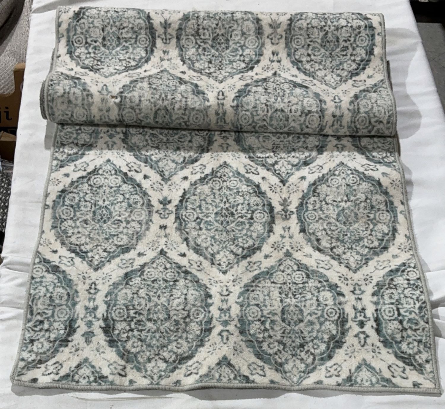 W A WASHABLE RUNNER 2X6  Costco Item 1758610-OPEN BOX