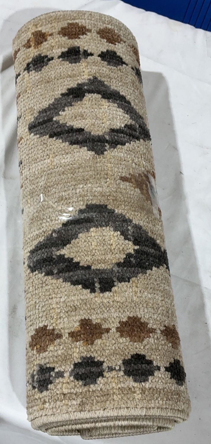 MOHAWK VERVE RUNNER 2X6  Costco Item 1809855-Open Box