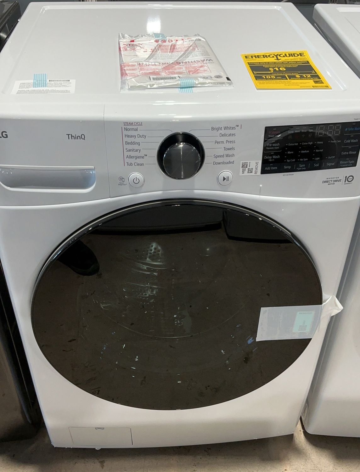 LG  4.5 cu. ft. Ultra Large Capacity Wi-Fi Enabled Front Load Washer with TurboWash 360° and Built-In Intelligence