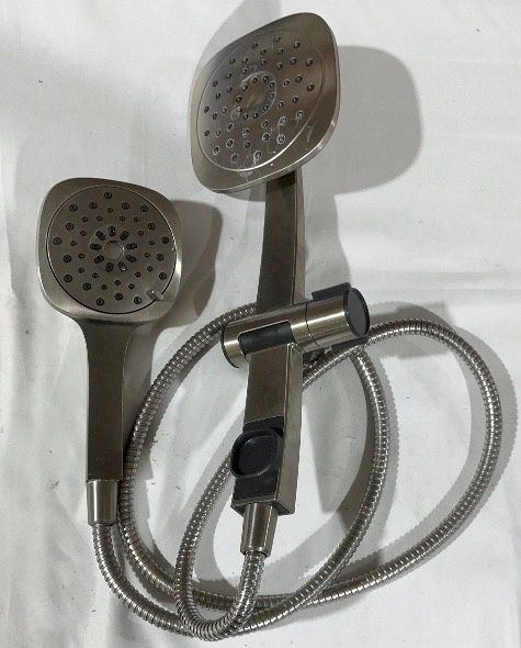 KOHLER ADJUSTE SHOWERHEAD – Bathroom/Kitchen Hardware Personal Care Product – Item 1525228-USED