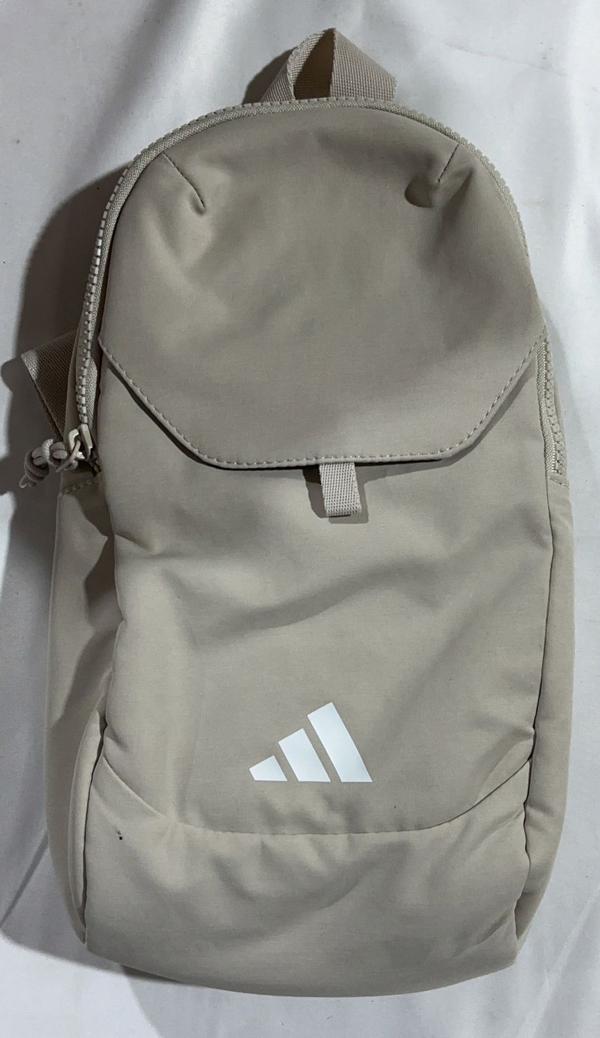ADIDAS ESSENTIAL 3 – Backpacks Personal Care Product – Item 1956186 OPEN BOX