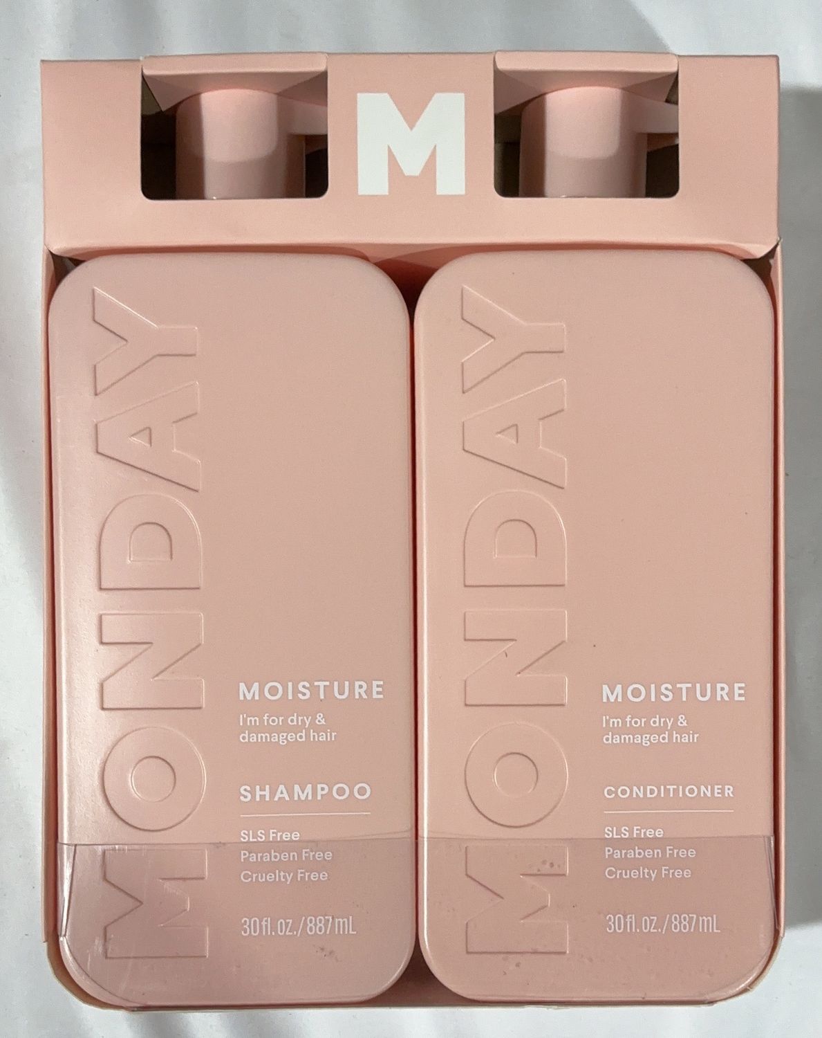 MONDAY SHAMPOO + CONDITNR – Hair Care Personal Care Product – Item 1663975-LIKE NEW