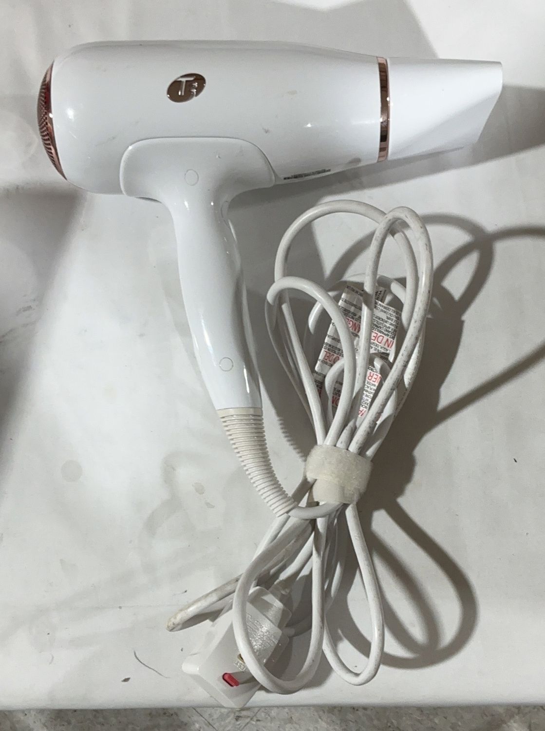 T3 FEATHERWEIGHT 3I HAIR – Beauty Tools Personal Care Product – Item 1355421-USED