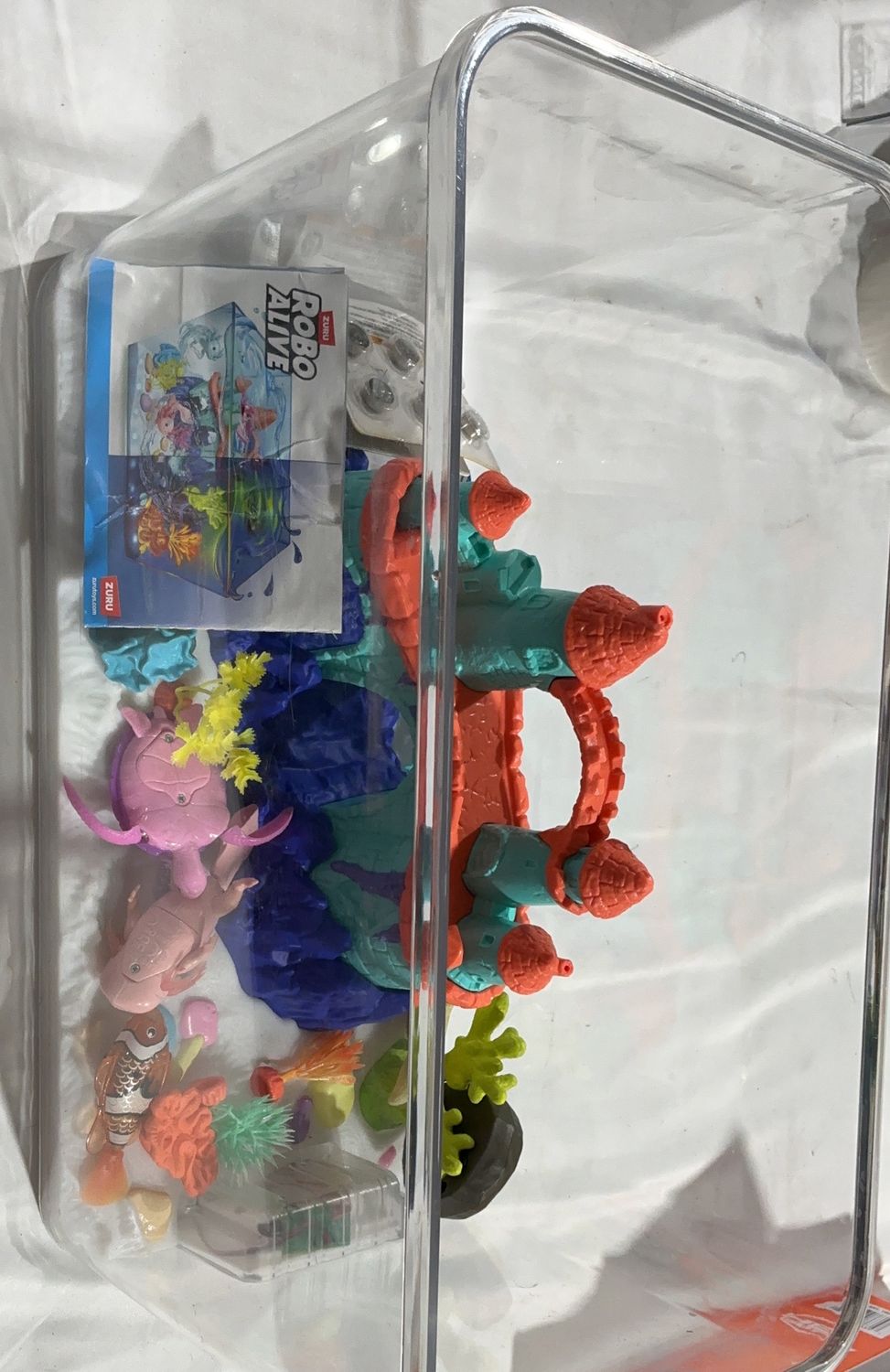 ROBO ALIVE LIGHT UP – Toys Personal Care Product – Item 1784966-USED