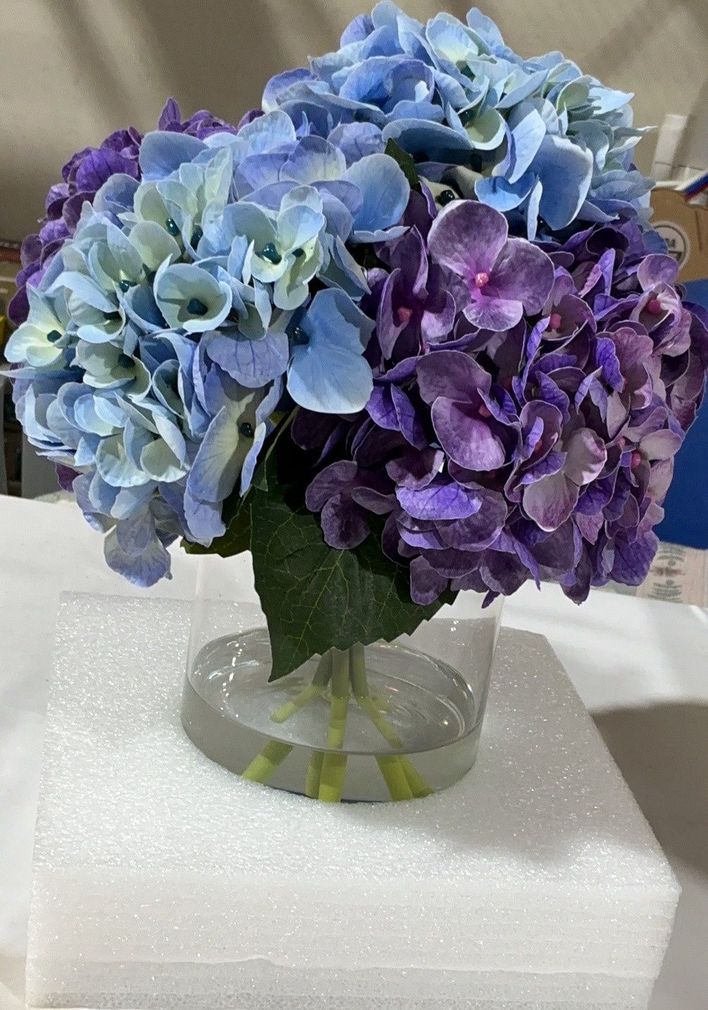 12" Hydrangea Arrangement  – Home Decor Household Product | Item #1862064-OPEN BOX