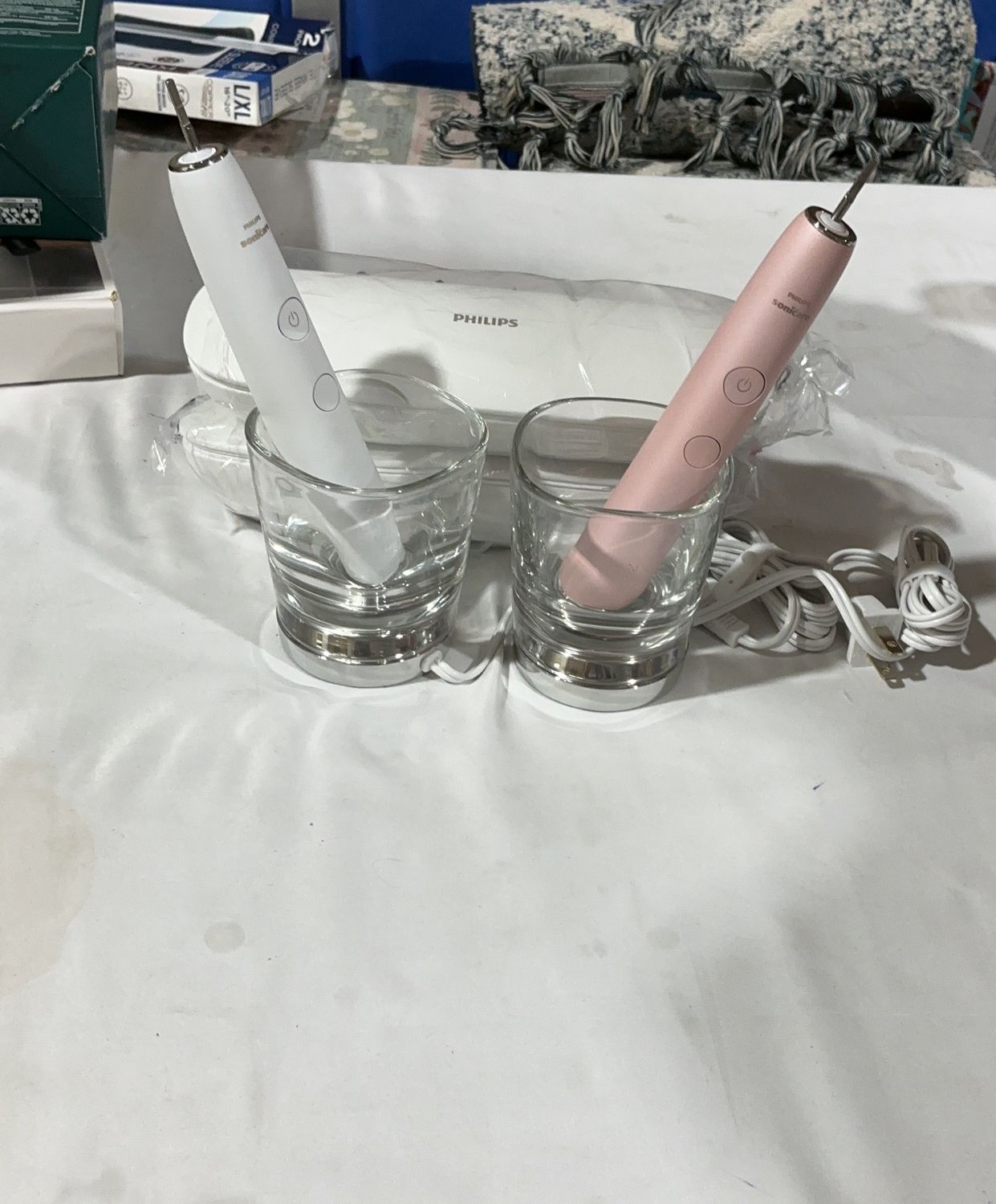 Sonicare Diamondclean  – Oral Care Household Product | Item #4239377-OPEN BOX