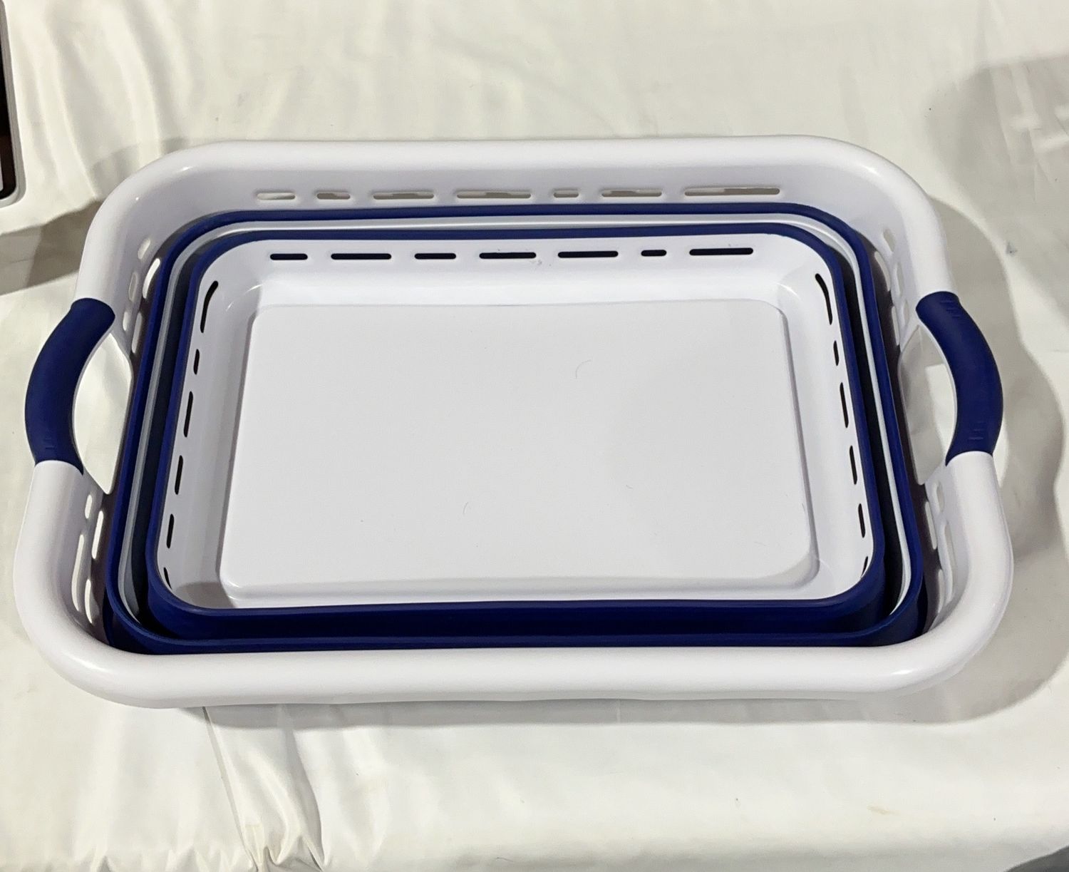 Mesa Pop N' Load Laundry  – Storage Household Product | Item #1759358-OPEN BOX