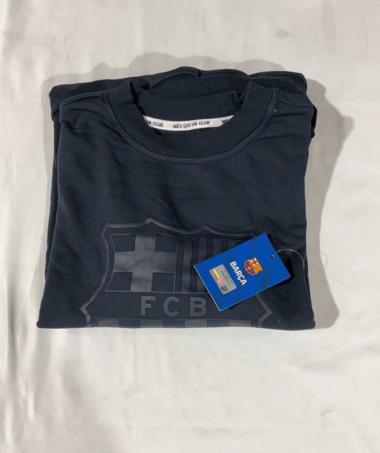 Fc Barcelona Crewneck  – Mixed Apparel Household Product | Item #1880795-OPEN BOX