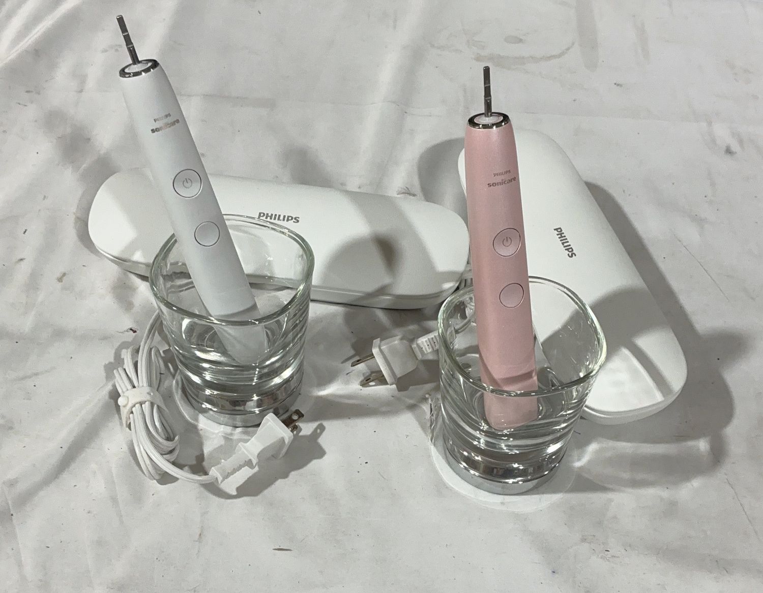 Sonicare Diamondclean  – Oral Care Household Product | Item #3239377-OPEN BOX