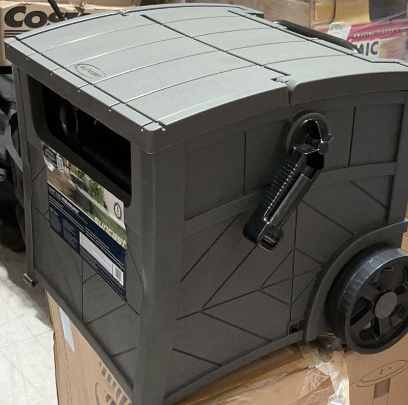 Suncast Smart Tube Hose Hideaway with Brass Connections -