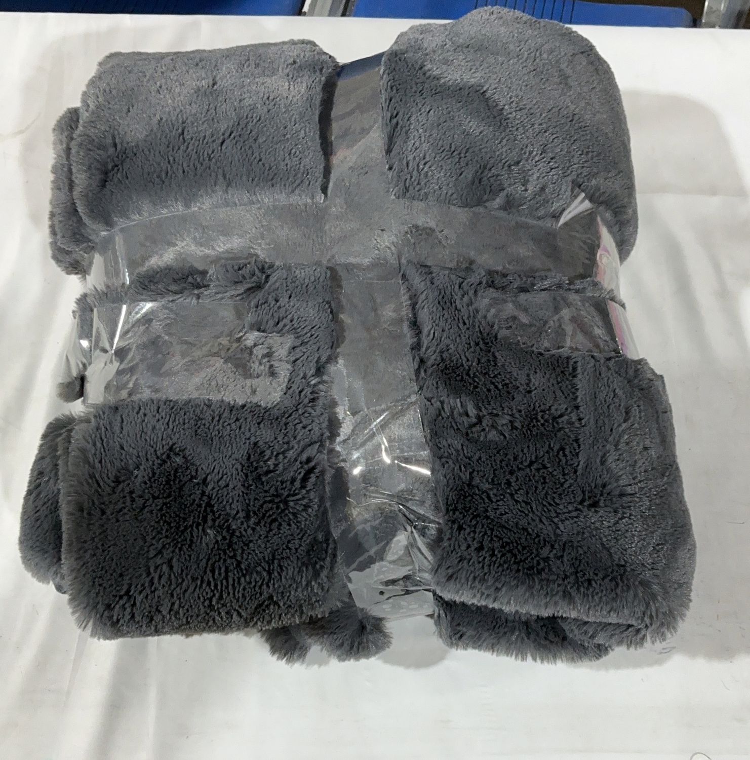 Cl Holiday Throw  – Bedding Household Product | Item #1796194-OPEN BOX