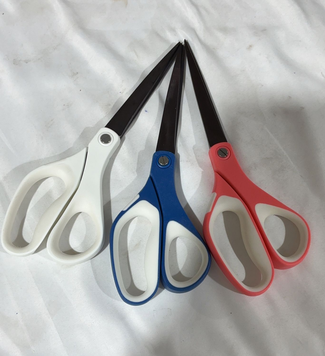 3M Scissors-8"/Ultra/3Pk  – Office Supplies Personal Care Product | Item #509768-OPEN BOX
