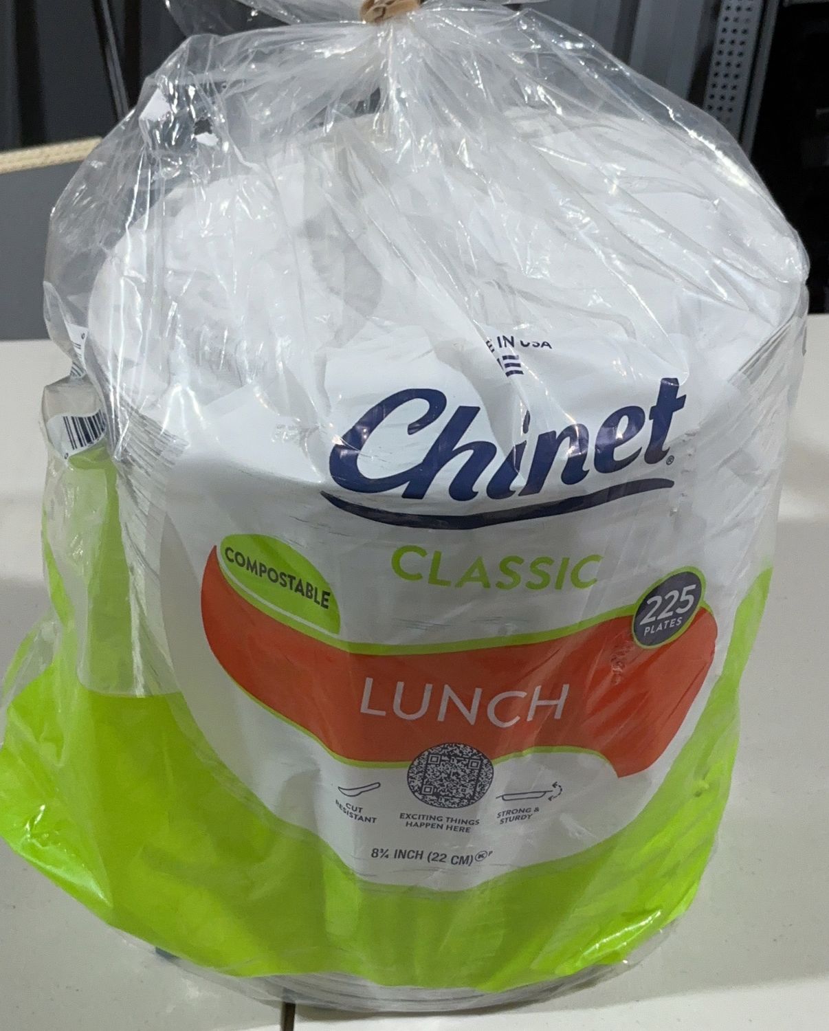 Chinet 8.75" Lunch Plate  – Kitchen And Dining | Item 18695 6554732  OPEN BOX