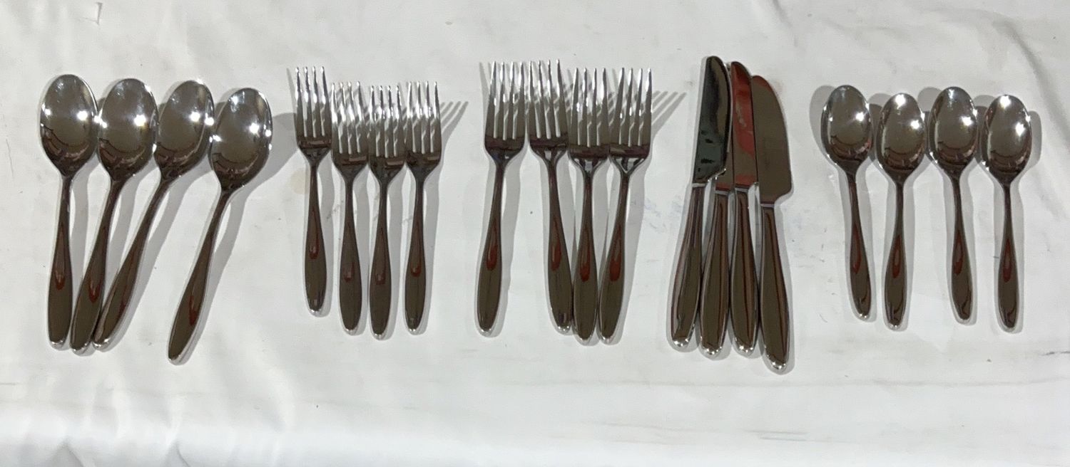 Premium GOURMET SETTINGS 20PC SET – Durable, Modern Design, High-Quality Construction | Model Standard Model | Item #1759366 | 256-OPEN BOX