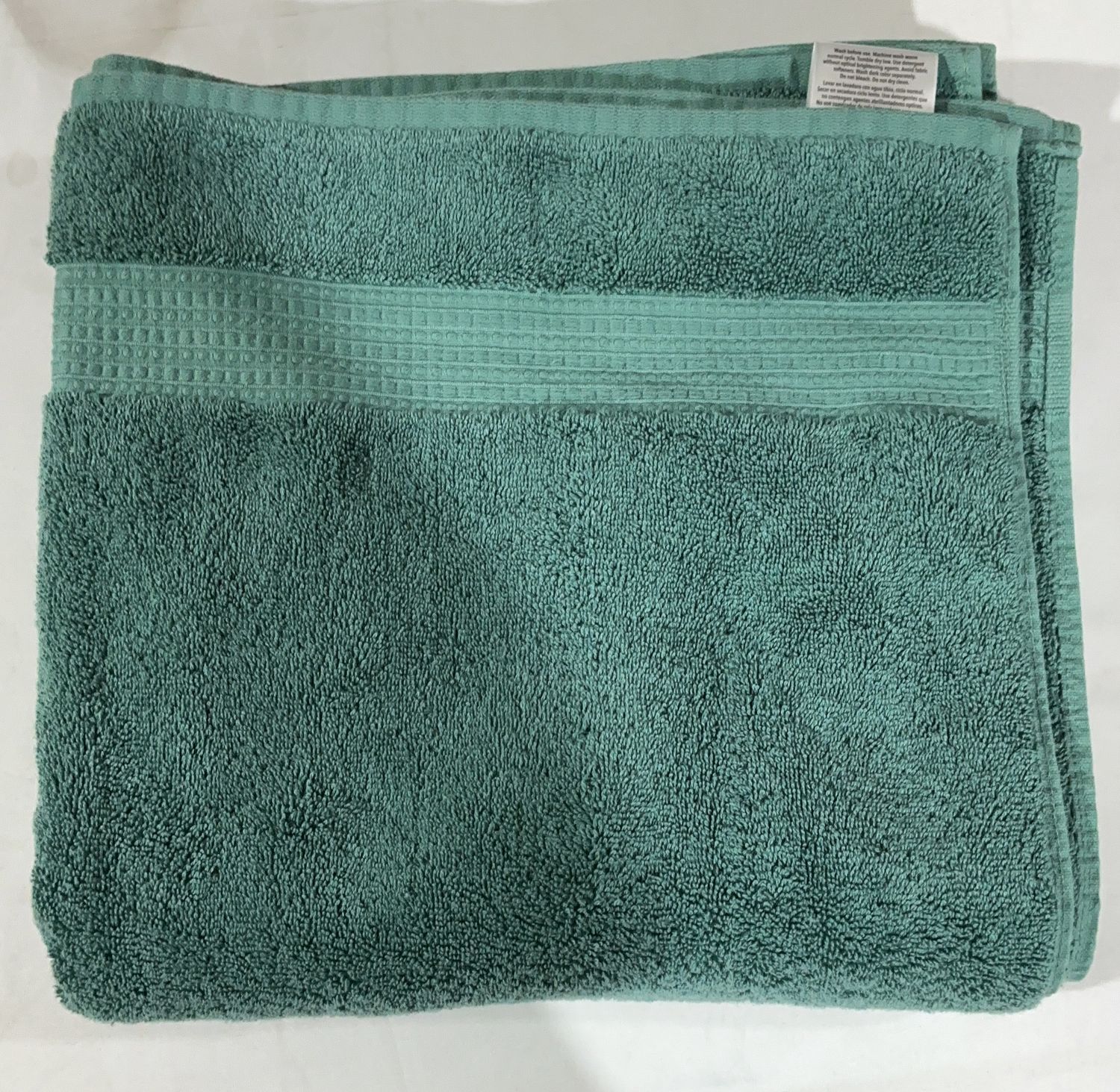 Premium PURELY BATH TOWEL GREEN – Durable, Modern Design, High-Quality Construction | Model Standard Model | Item #1851163 | 378-OPEN BOX