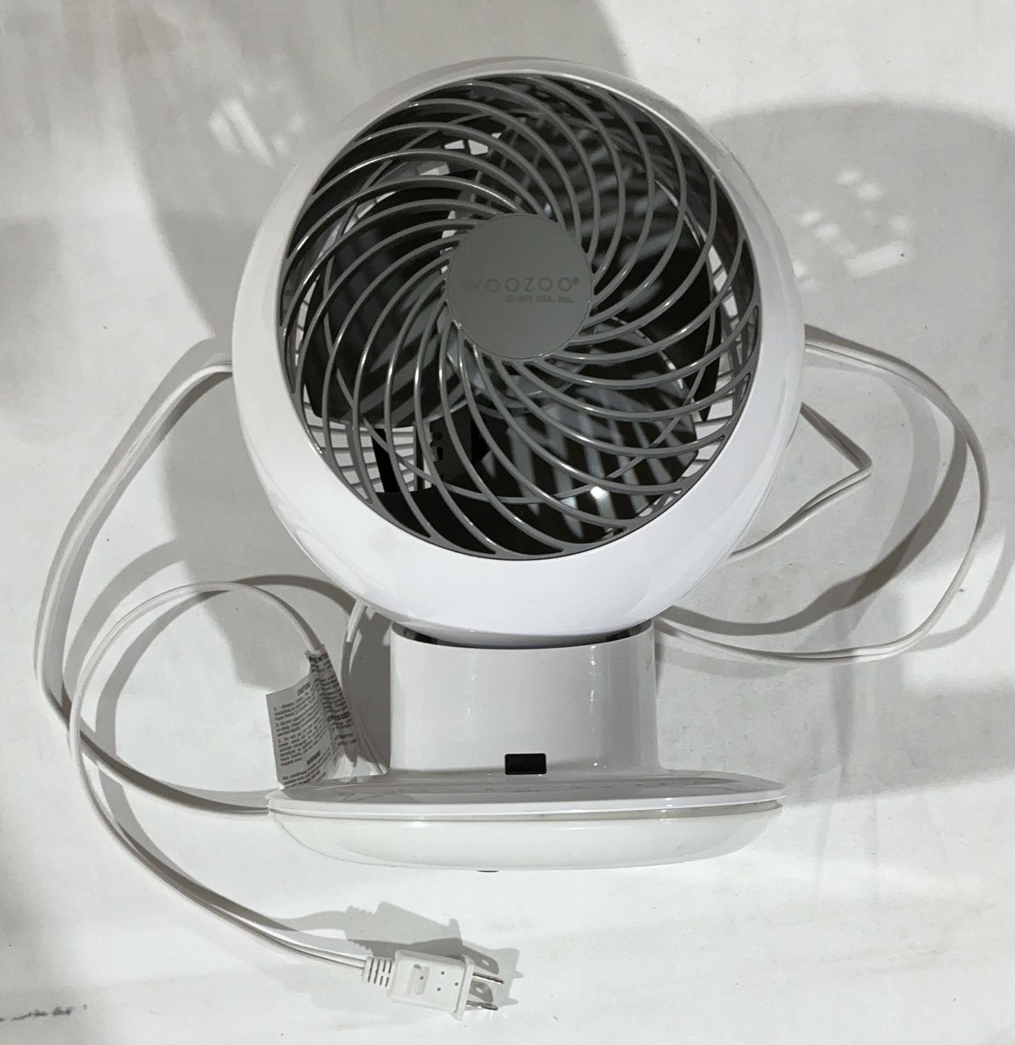 Premium WOOZOO OSCILLATING GLOBE – Durable, Modern Design, High-Quality Construction | Model Standard Model | Item #2354207 | 230-OPEN BOX