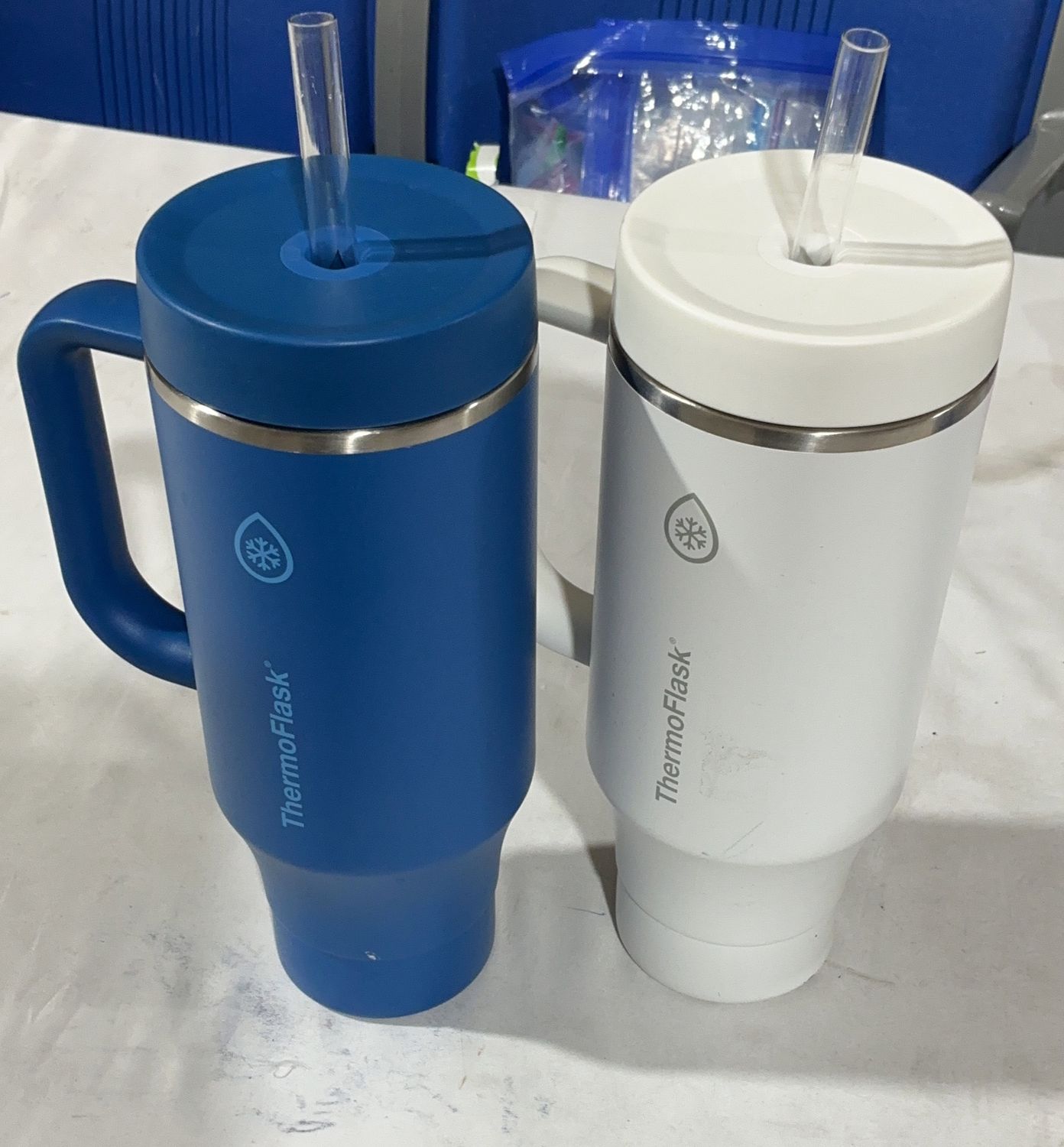 Premium THERMOFLASK 40 OZ TUMBLER – Durable, Modern Design, High-Quality Construction | Model Standard Model | Item #1940999 | 247-OPEN BOX