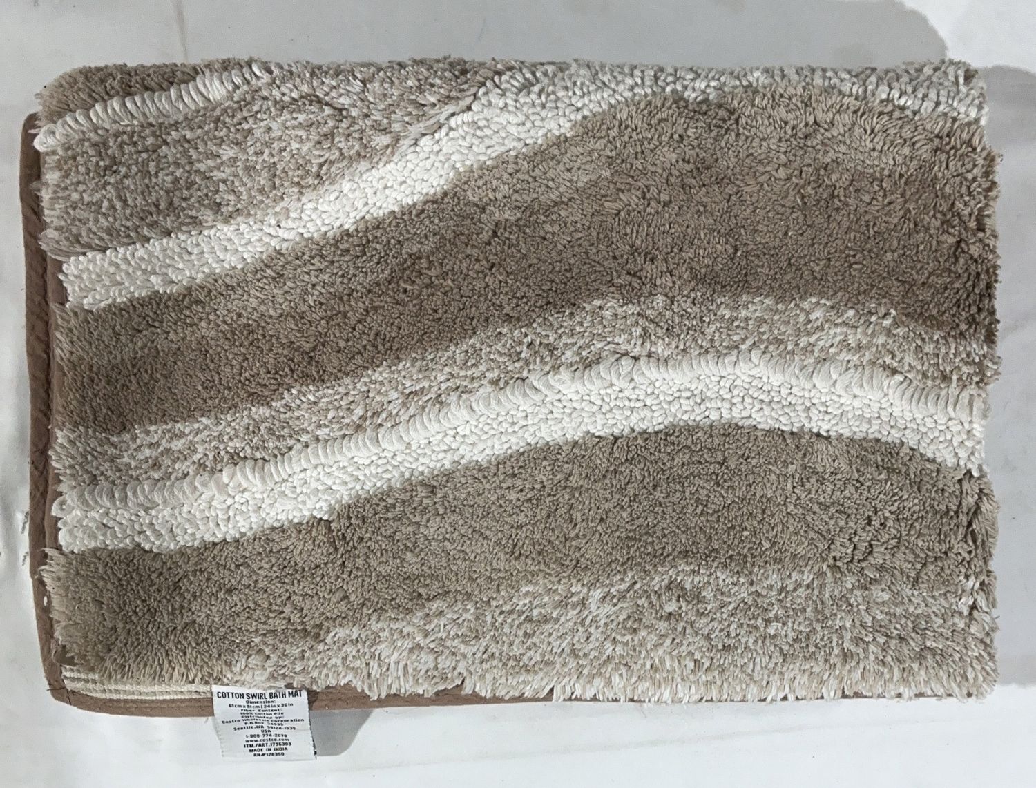 Premium SWIRL BATH MAT 24X36 – Durable, Modern Design, High-Quality Construction | Model Standard Model | Item #1796303 | 150-OPEN BOX