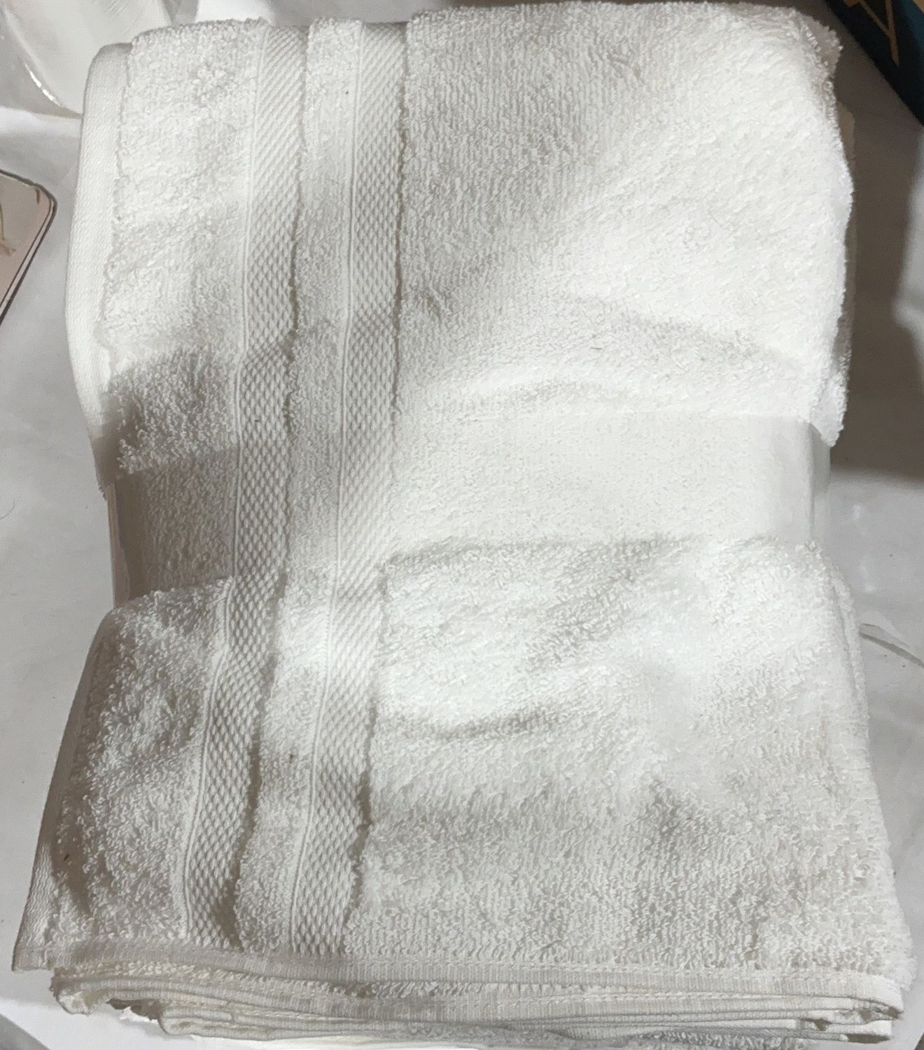 Premium GRANDEUR HOSPITALITY 24PC – Durable, Modern Design, High-Quality Construction | Model Standard Model | Item #1176956 | 251-OPEN BOX